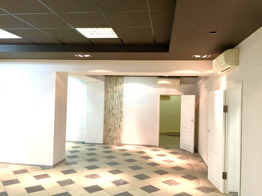 Купить  торговое помещение