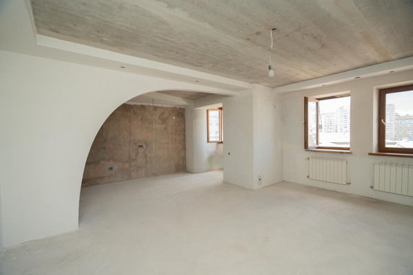 Купить 4-комнатную квартиру